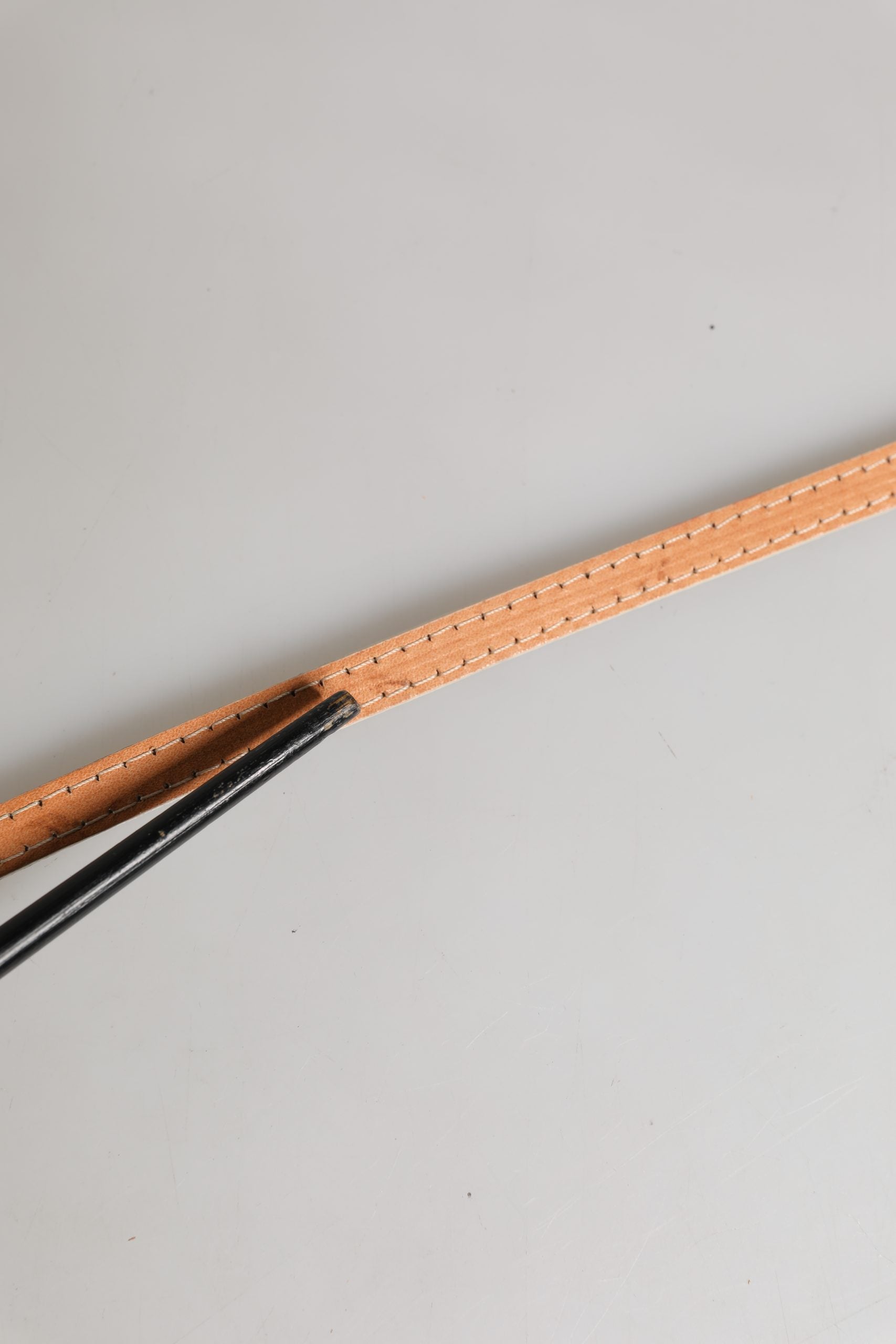 White Leather Skinny Gold Metal Buckle Belt