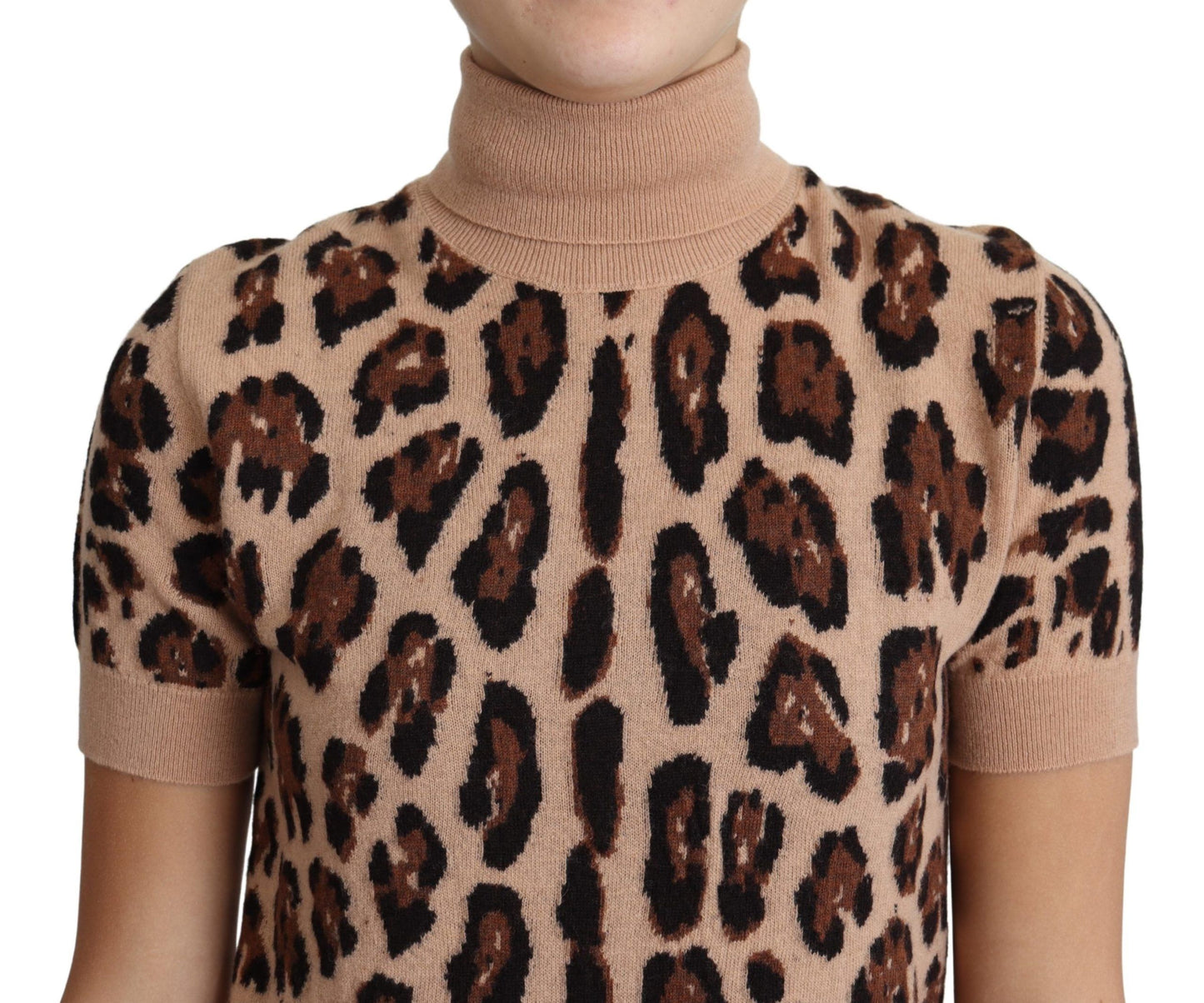 Elegant Leopard Print Wool Turtleneck Top