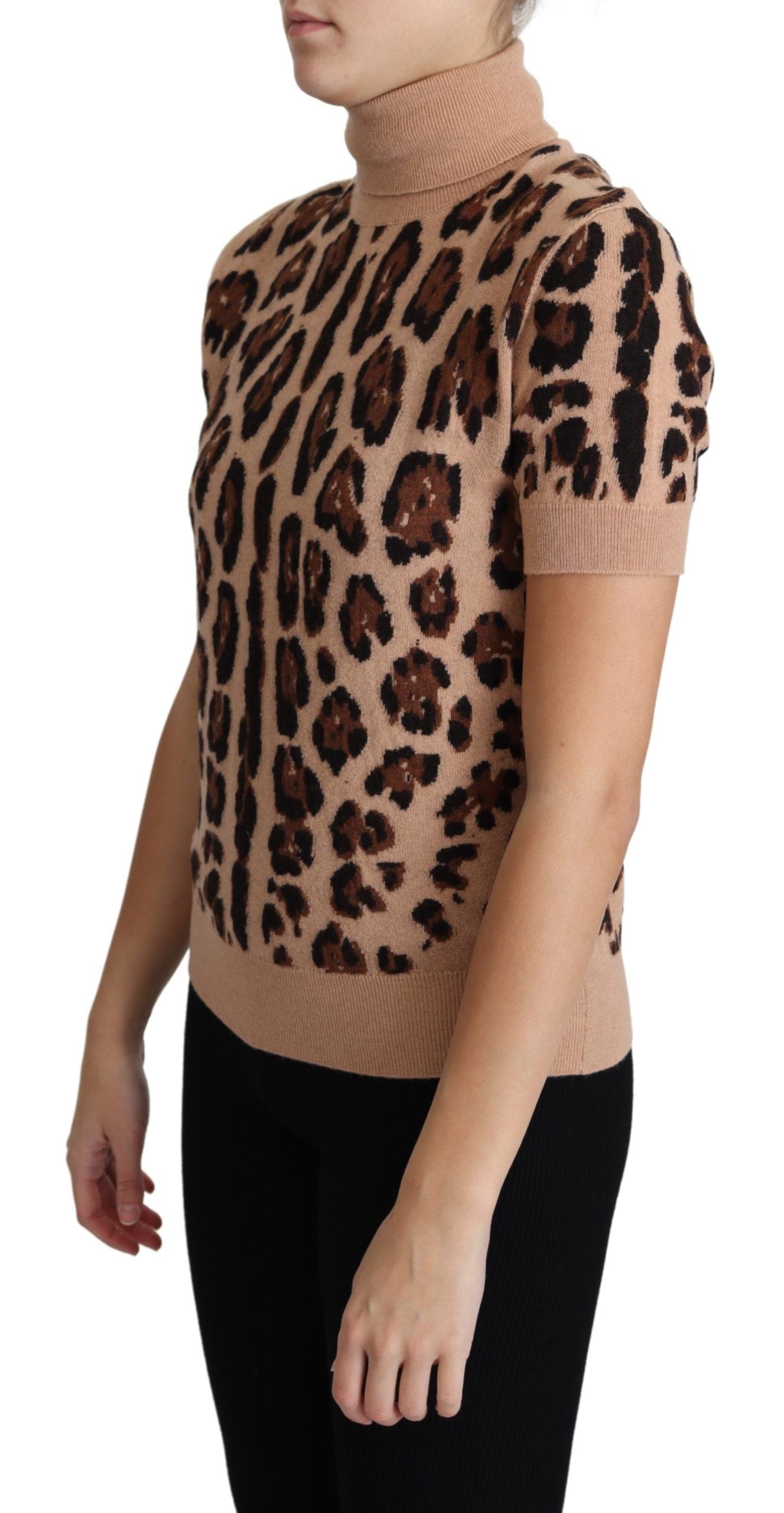 Elegant Leopard Print Wool Turtleneck Top