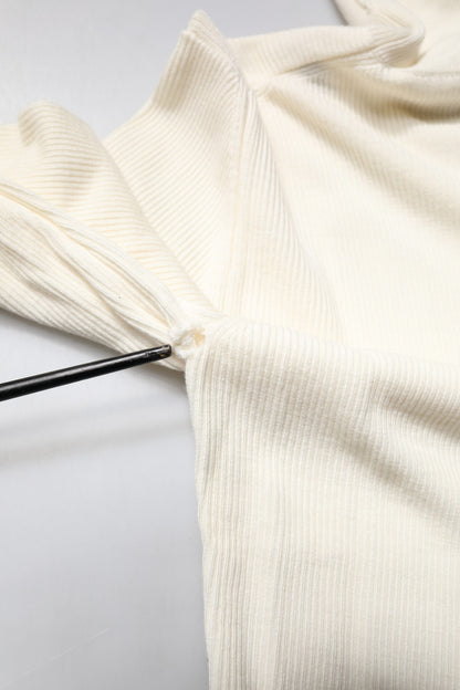 Cream Long Sleeves Turtleneck Slim Sweater