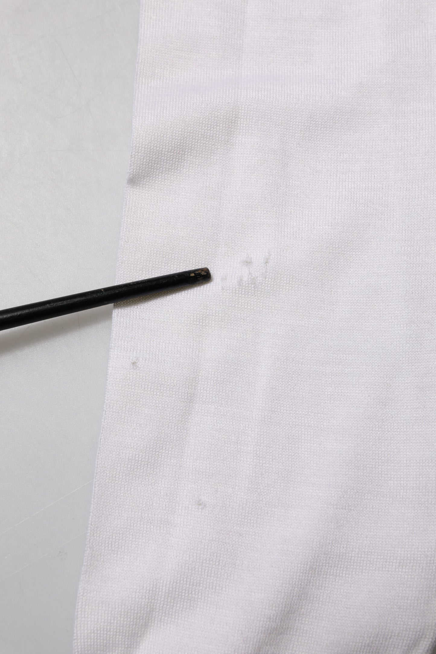 White Cashmere Logo V-neck Pullover Sweater