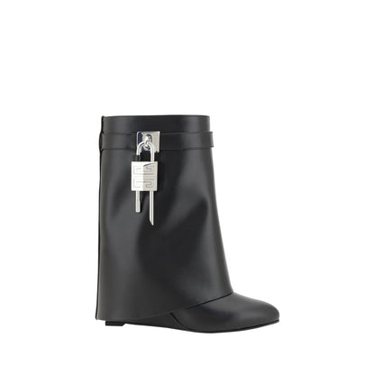 Black Calf Leather Bos Taurus Ankle Boots