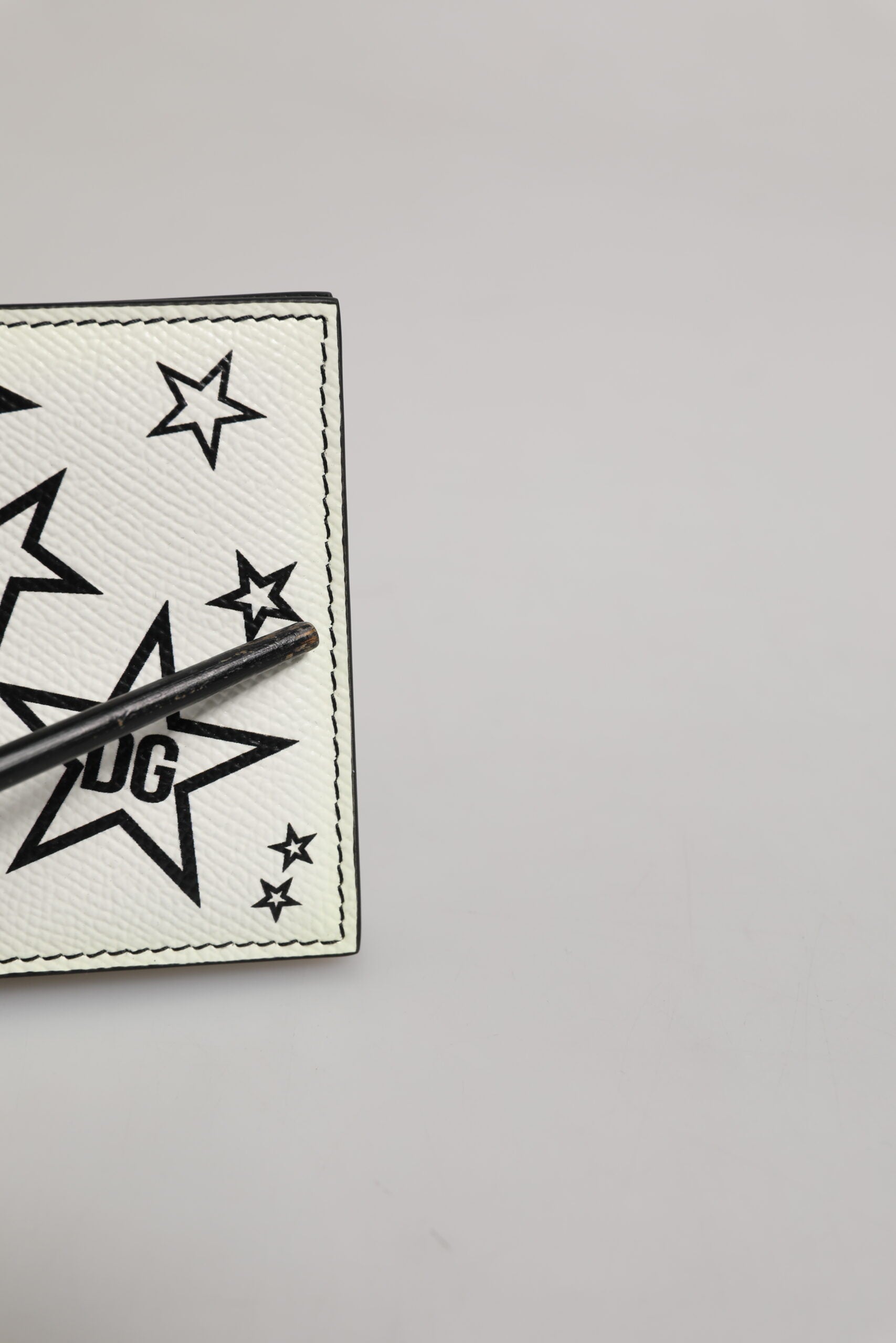 White Leather DG Star Logo Bifold Card Holder Wallet