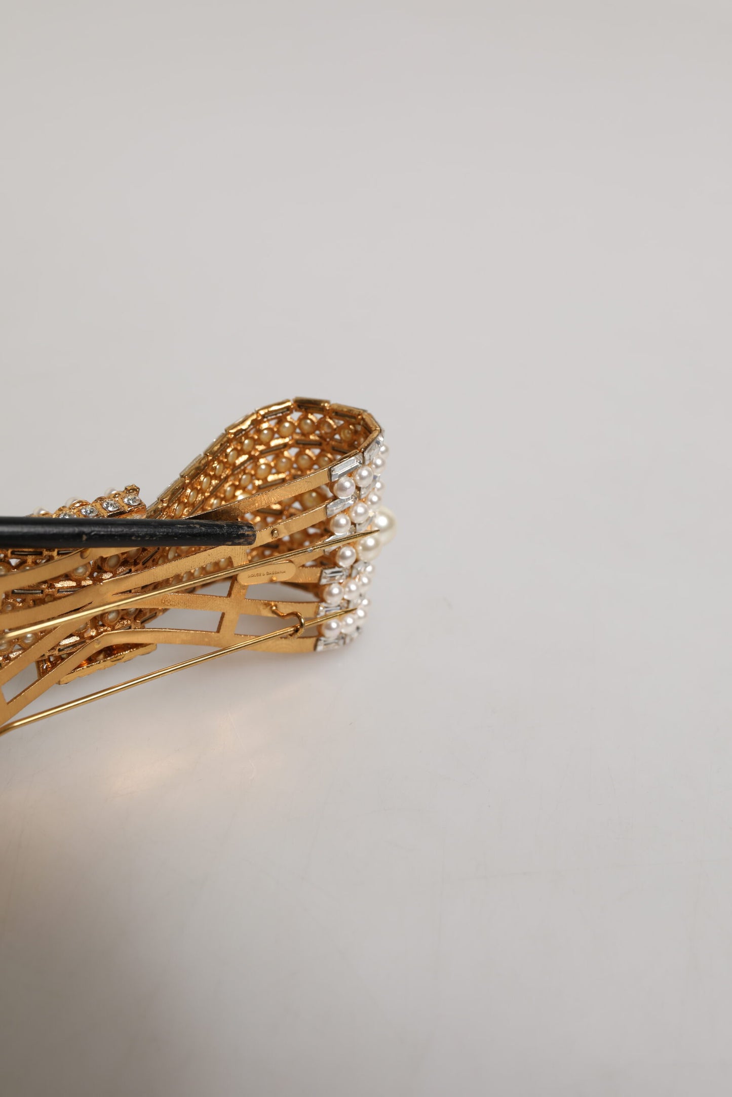 Gold Brass Glas Crystal Faux Pearl Embellished Brooch