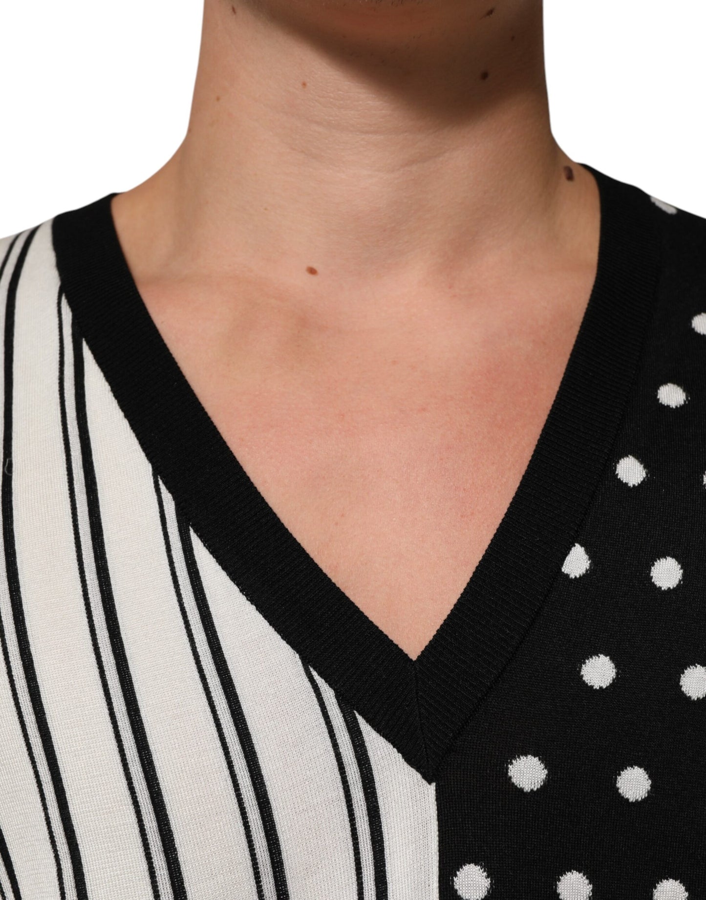 Black White Stripe Polka V-Neck Pullover Sweater