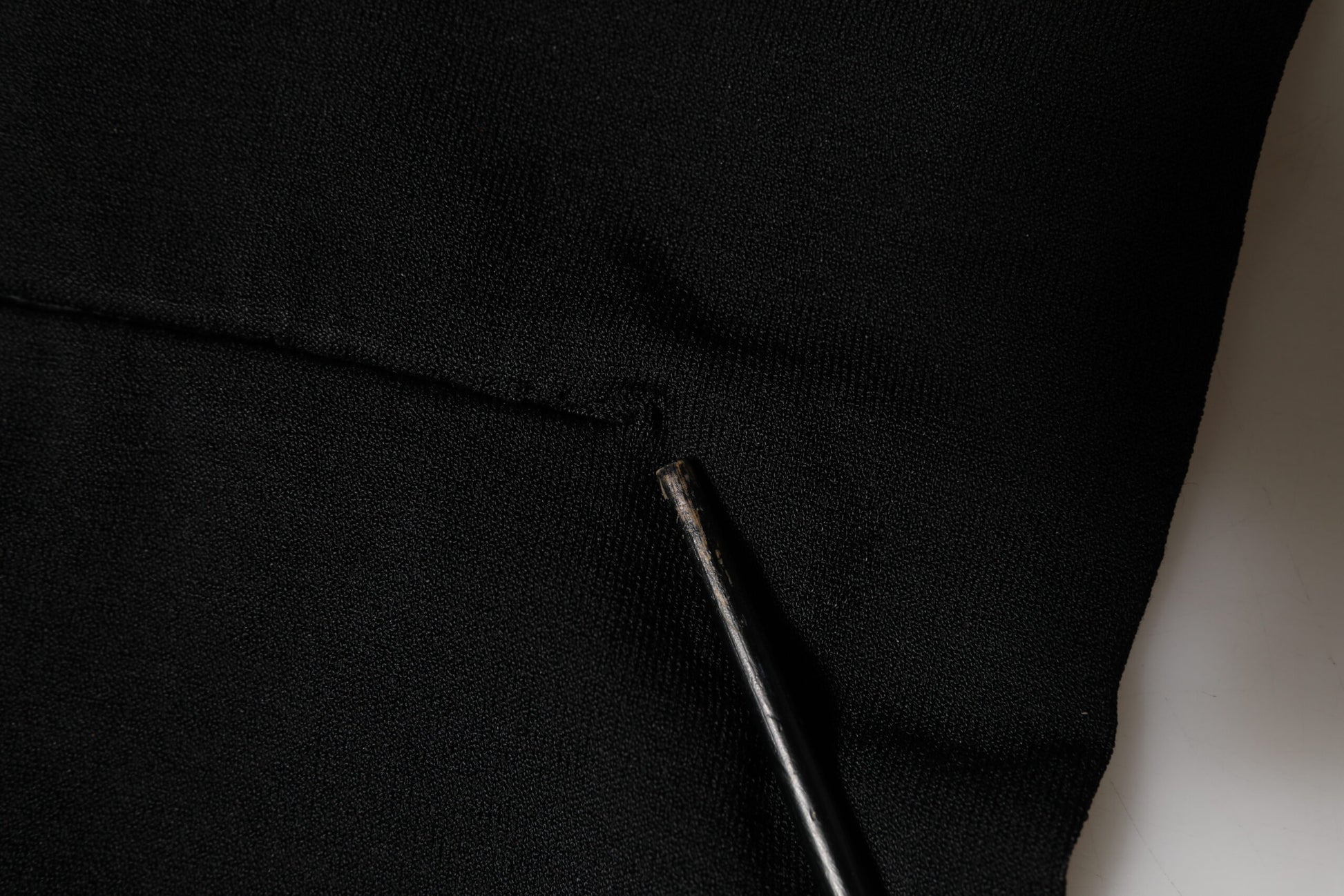 Black Viscose Turtle Neck Crop Pullover Top