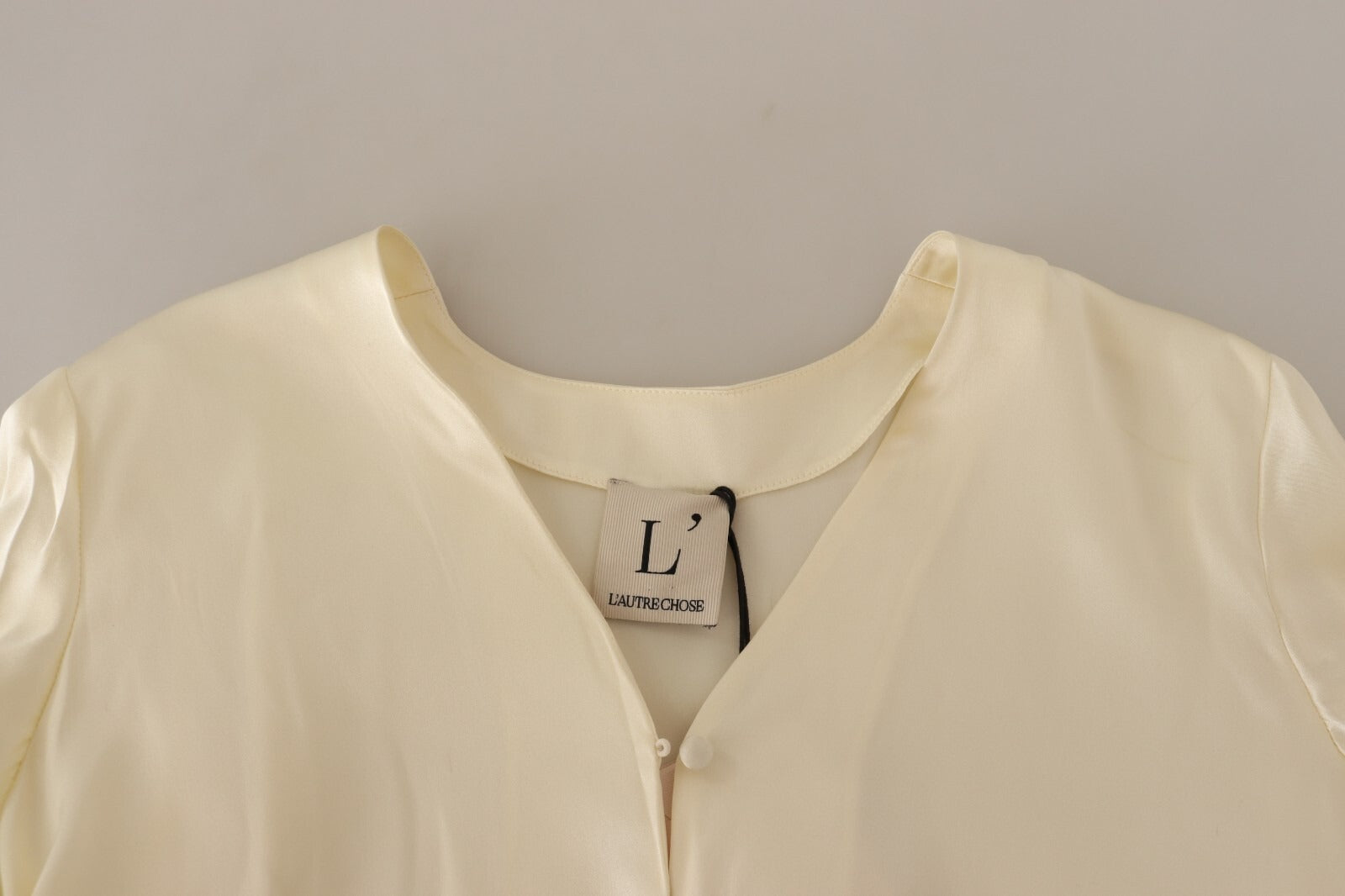 Blouse Off White Silk Short Sleeves V-neck Top