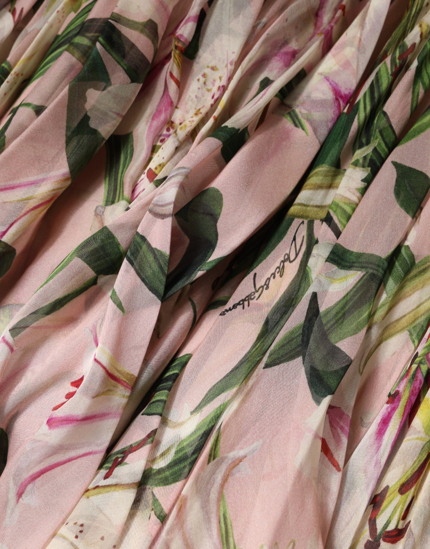 Pink Lily Print A-line Pleated Maxi Dress