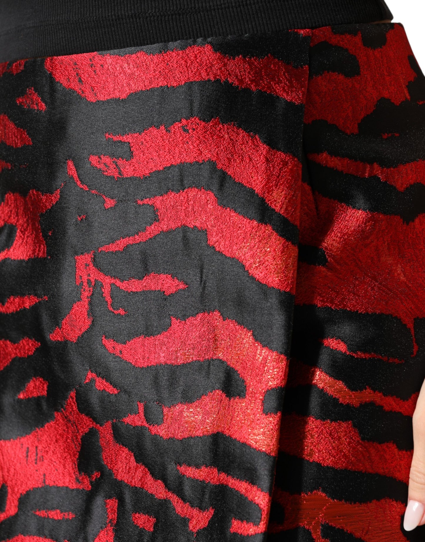 Black Red Jacquard High Waist Mini Skirt